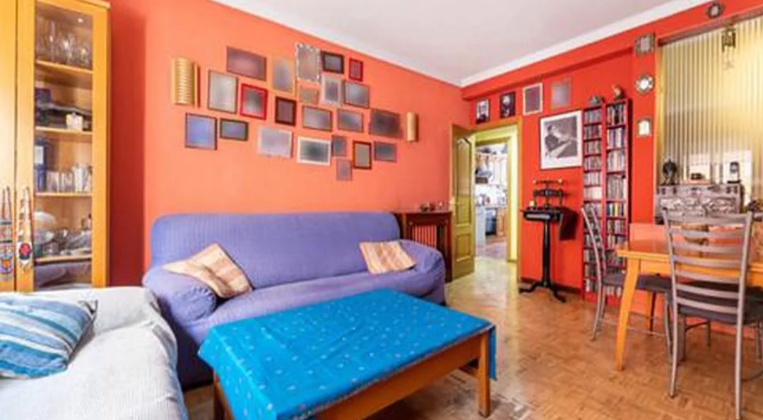 Bright Four-Bedroom Apartment in Central Madrid