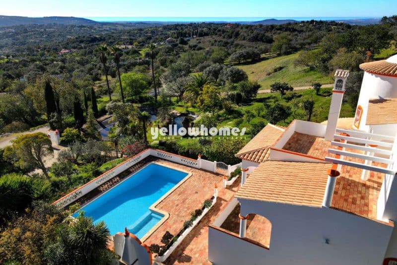 Renovated Four-Bed Villa with Pool and Sea Views near Loulé
