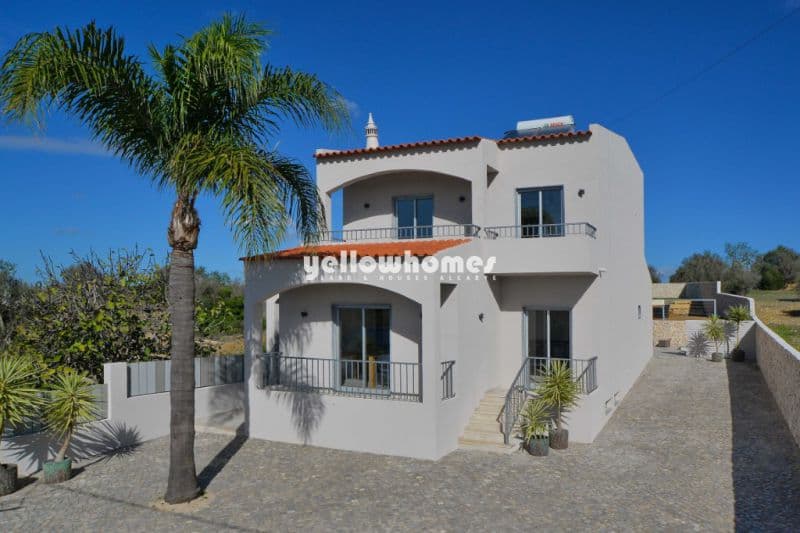 Newly Refurbished 5-Bedroom Villa with Sea Views Near Vale do Lobo