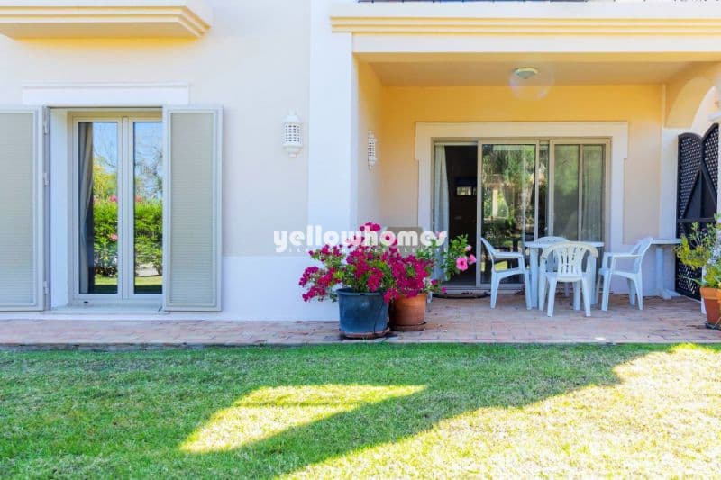 Bright 1-Bed Apartment Overlooking Golf Course in Carvoeiro