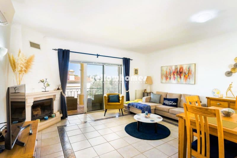 Two-Bedroom Apartment on Golf Course in Carvoeiro