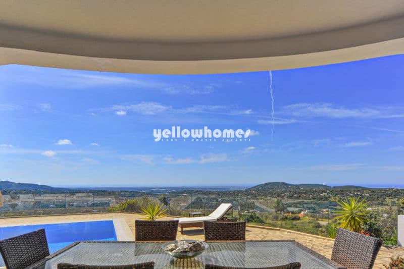 Exceptional Four-Bedroom Villa with Sea Views in Santa Barbara de Nexe