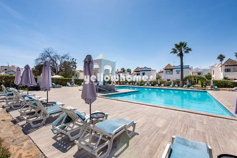 Modern Studio Apartment Near Cabanas Beach