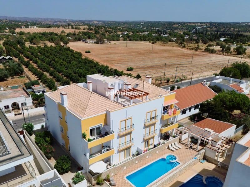 Elegant Two-Bedroom Apartment with Pool in Tavira