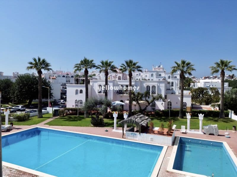 Well-Kept 2-Bed Duplex Apartment with Sea Views in Tavira