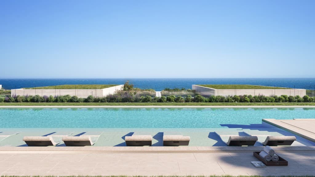 Luxurious 4-Bed Duplex Penthouse with Beach Views in Manilva