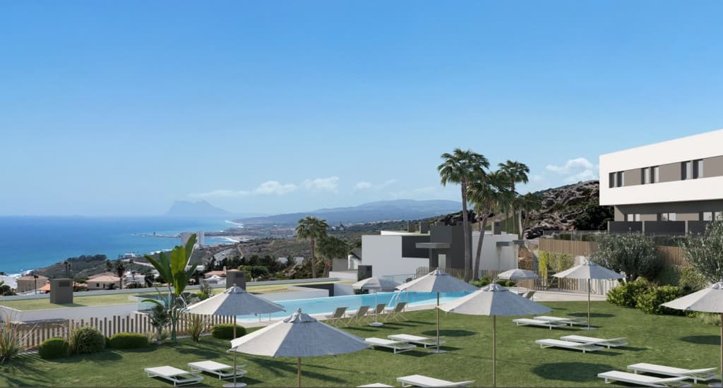 Three-Bed Townhouse with Sea Views in Manilva