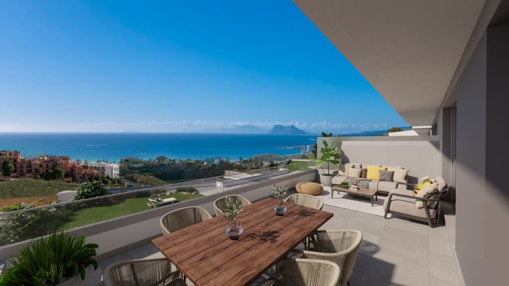 Four-Bed Apartment with Mediterranean Views in Manilva