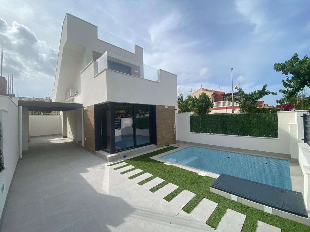 3-bed Villa in Los Alcázares