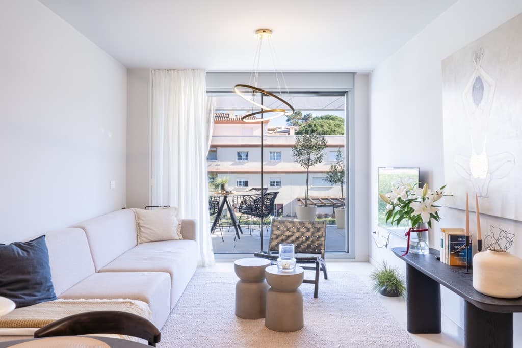 2-bed Apartment in Elviria