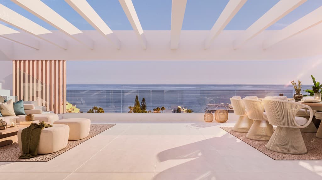 Modern Two-Bed Apartment in Estepona with Sea Views