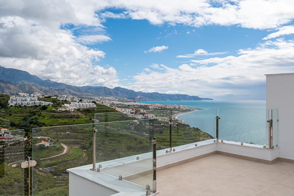 2-bed Atico - Penthouse in Nerja