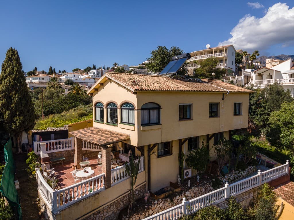 4-bed Detached Villa in Fuengirola