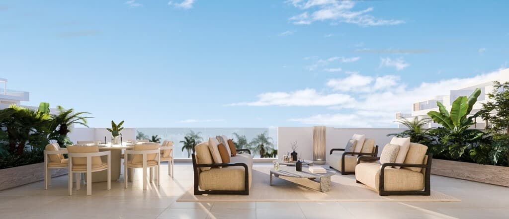 Three-Bed Penthouse in Estepona with Stunning Sea Views