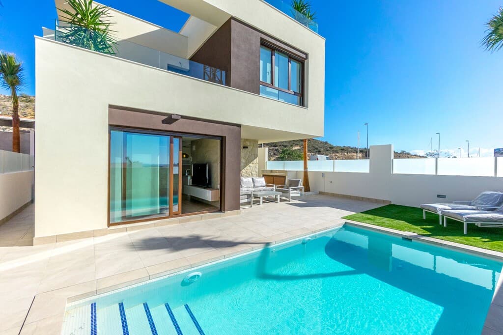 New Build Three-Bed Villa with Private Pool in Rojales
