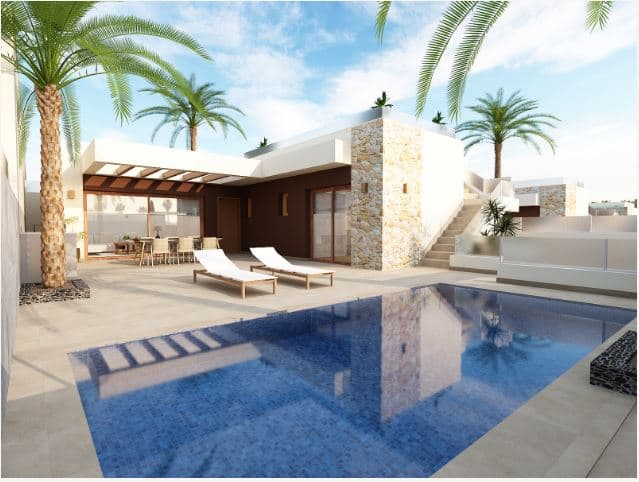 Modern Three-Bedroom Villa with Golf Course Views in Rojales