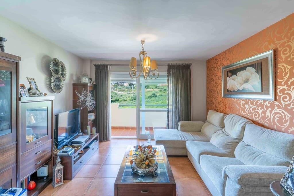 4-bed Apartment in Estepona