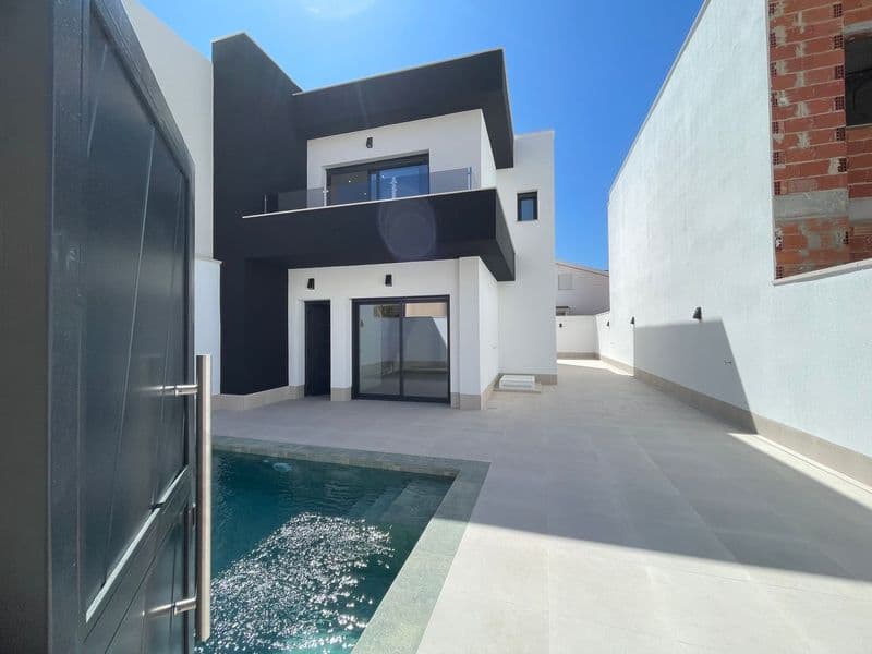 Contemporary 3-Bed Villa with Private Pool in Benijófar