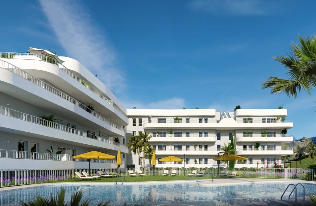 Two-Bed Apartment in Vibrant Fuengirola