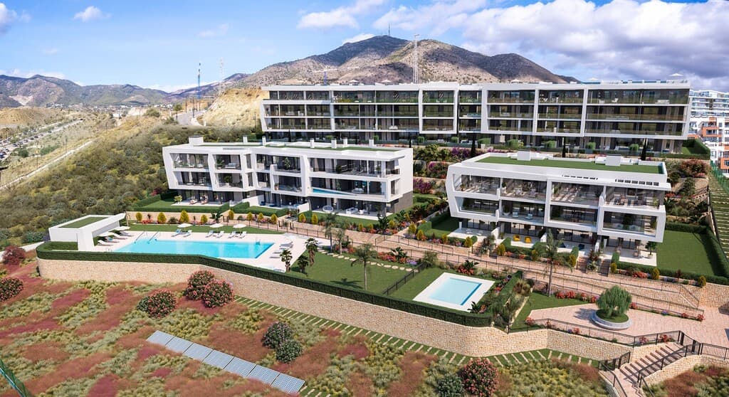 Spacious Three-Bed Apartment near El Carvajal Beach