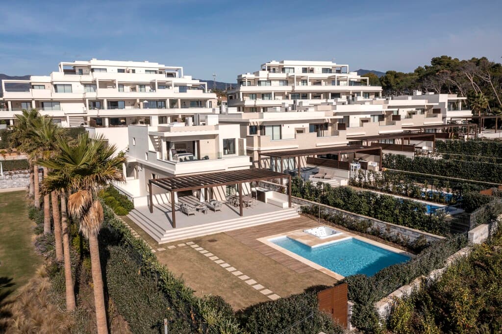 4-bed Villa in Estepona