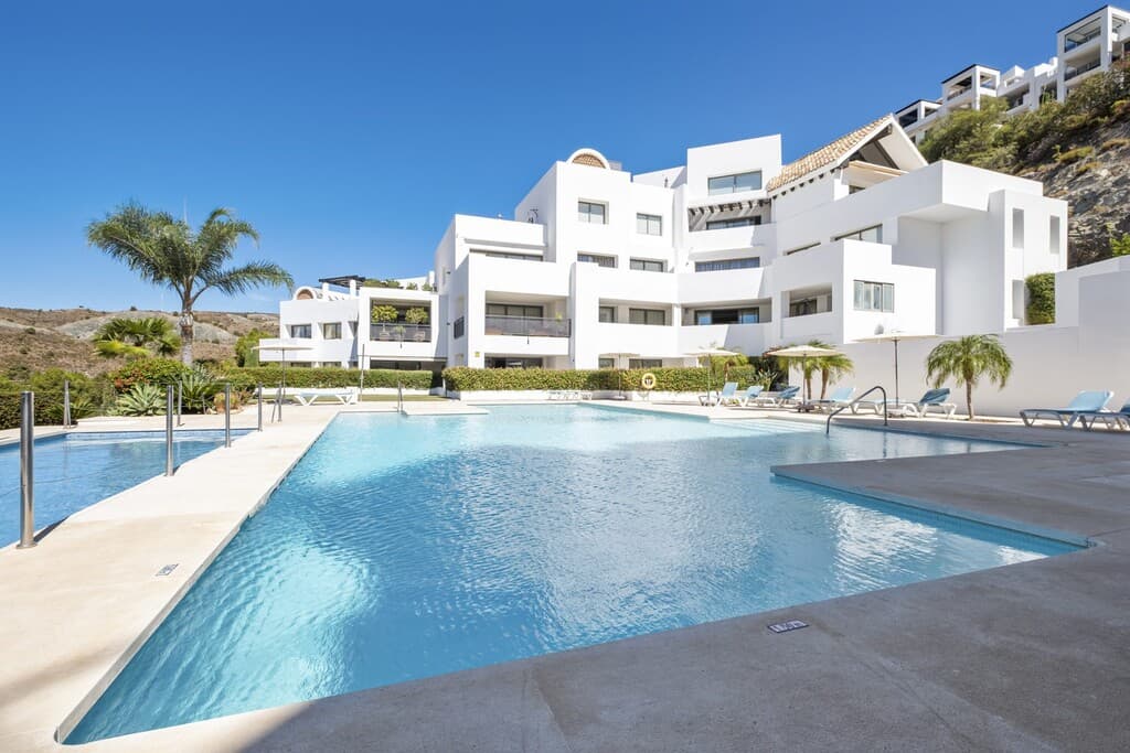 3-bed Duplex Penthouse in Benahavís