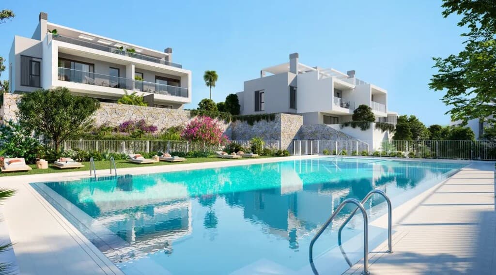 New Build 4-Bed Villa Steps from the Beach in Alicante