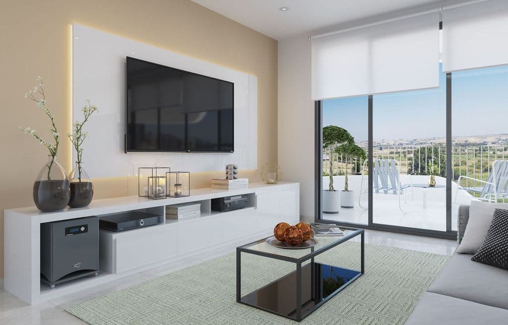 Three-Bedroom Apartment Near Beach in Guardamar del Segura