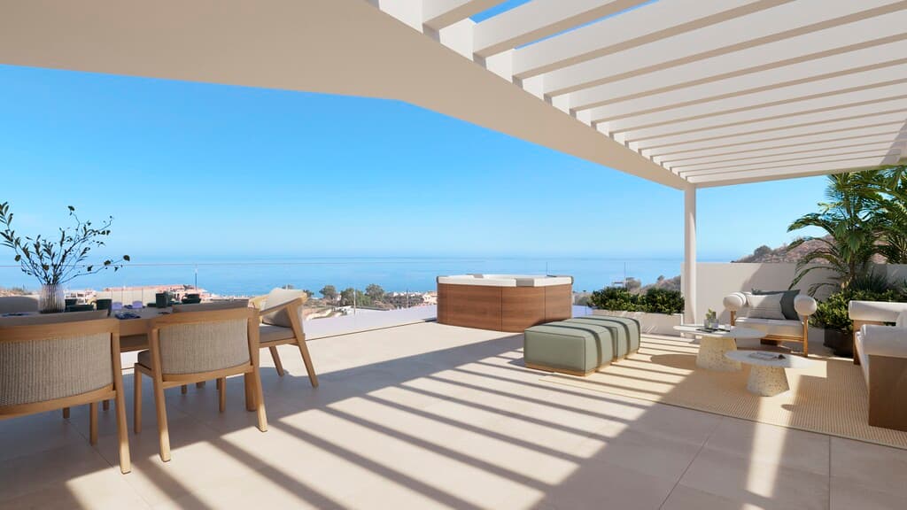 Newly Built Three-Bed Apartment with Sea Views in Rincón de la Victoria
