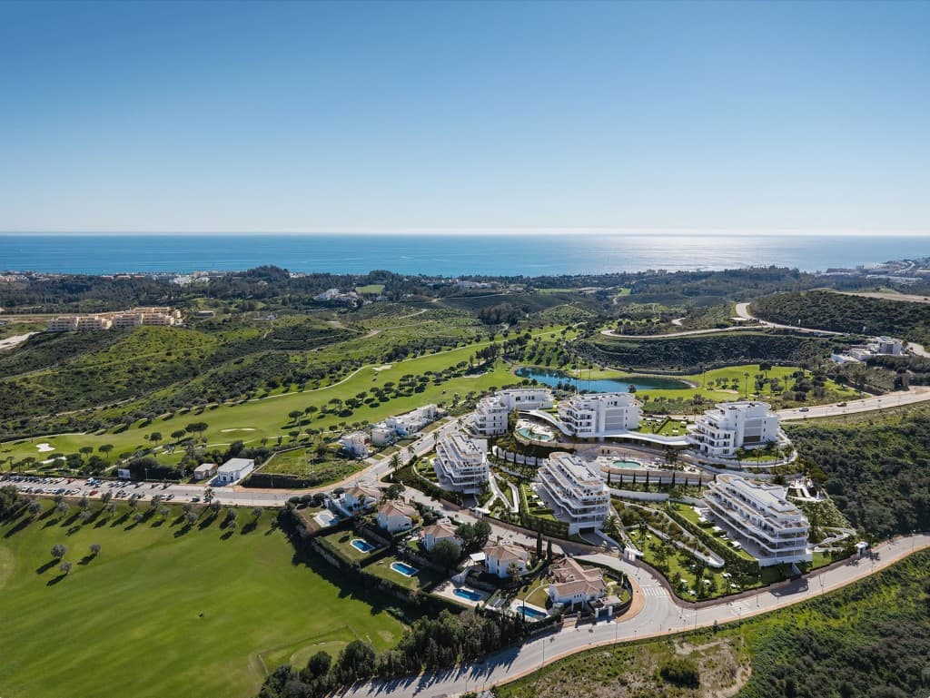 4-bed Apartment in Mijas Costa