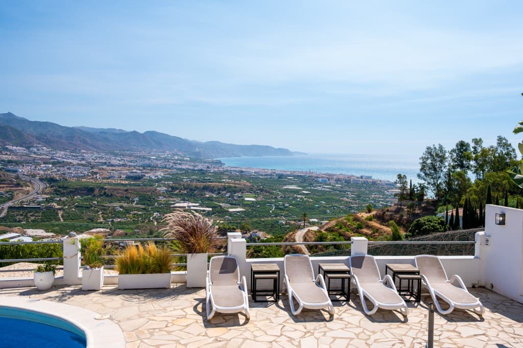 13-bed Villa in Nerja