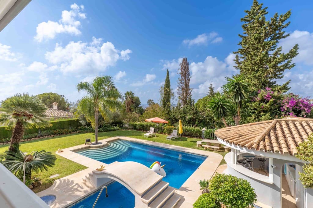5-bed Villa in Benalmádena