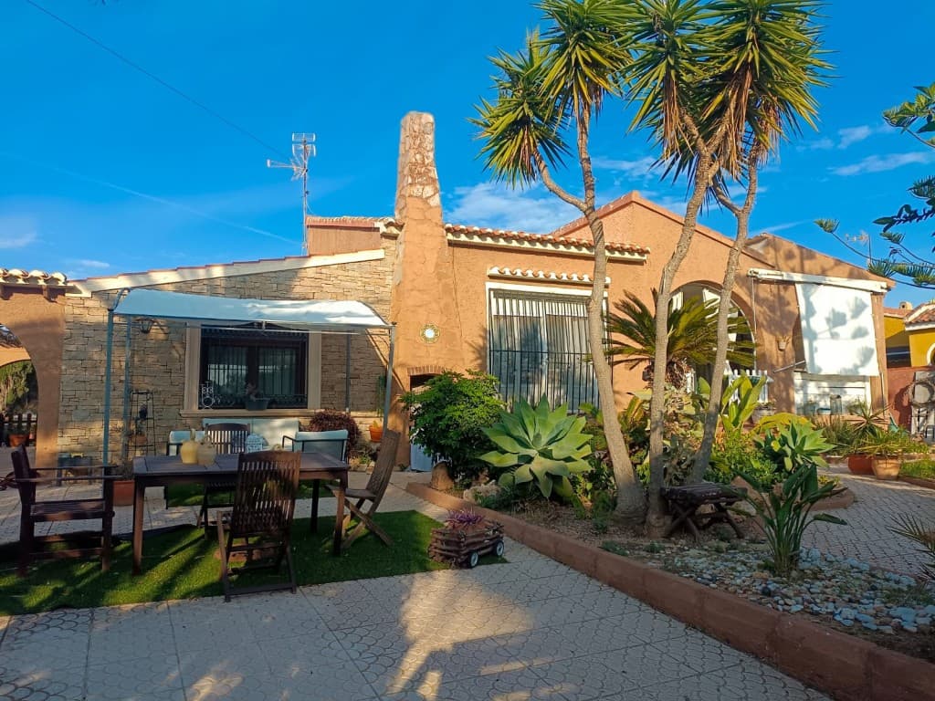 3-bed Villa in Torrevieja