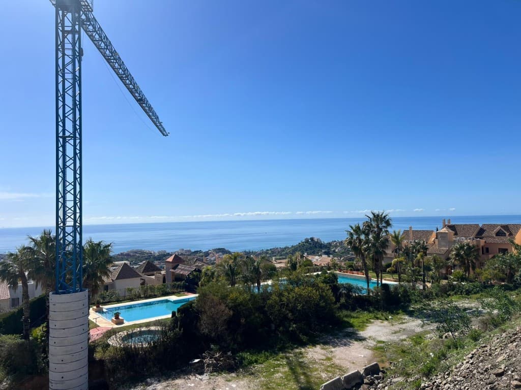 3-bed Apartment in Benalmádena
