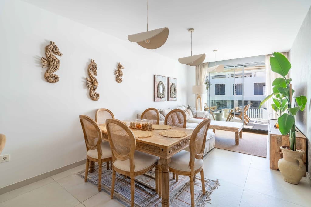 2-bed Apartment in Elviria