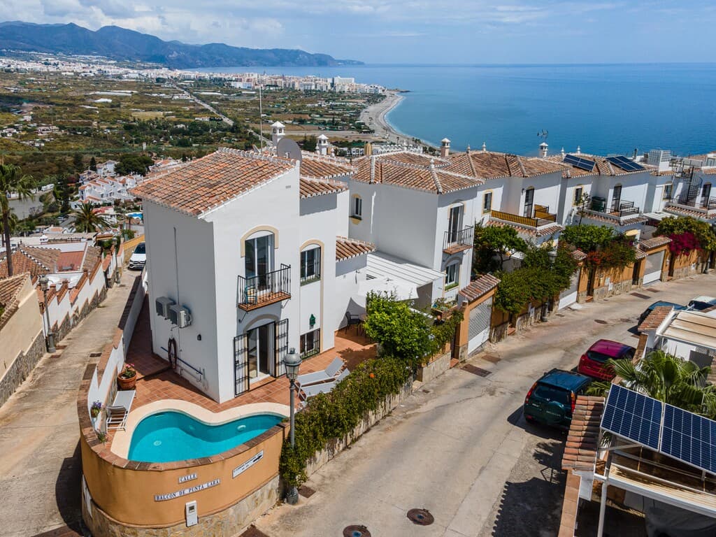 3-bed Villa in Nerja