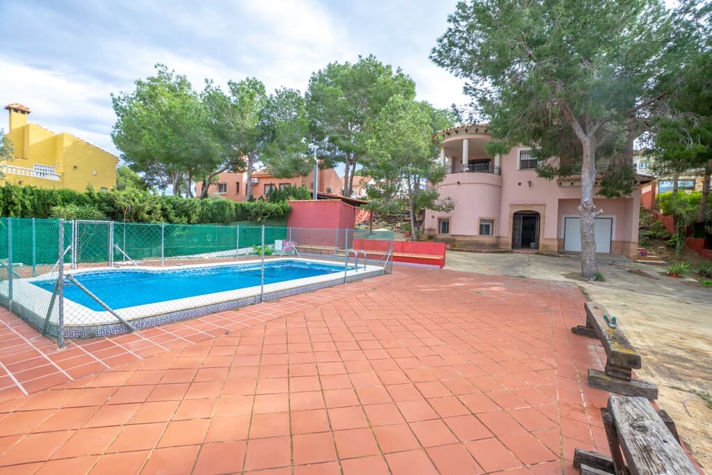 5-bed Villa in San Miguel de Salinas
