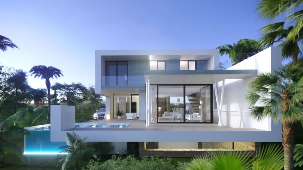 4-bed Detached Villa in Estepona