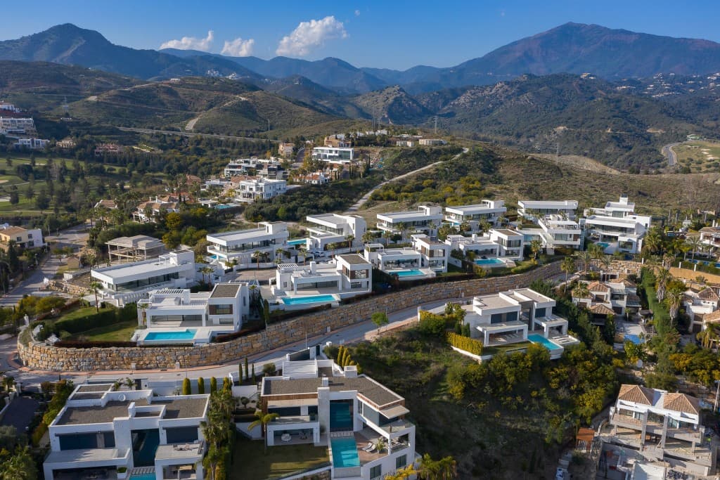 5-bed Detached Villa in Benahavís