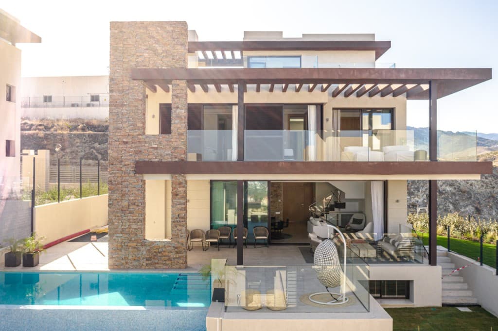 4-bed Detached Villa in Benahavís