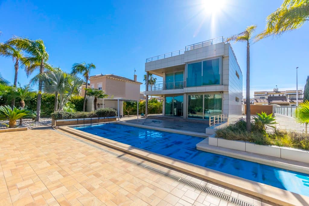 3-bed Villa in Orihuela
