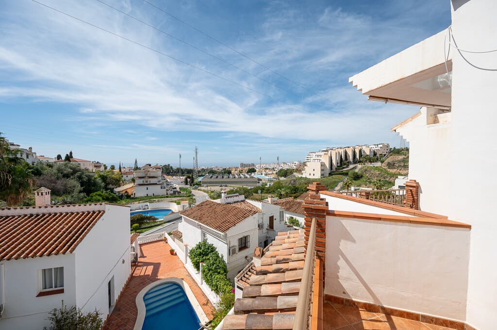 4-bed Semi-Detached in Nerja