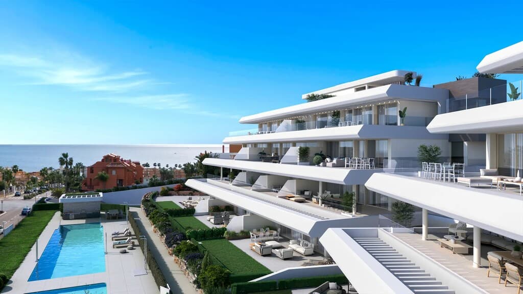 Stylish Three-Bed Apartment with Mediterranean Views in Estepona