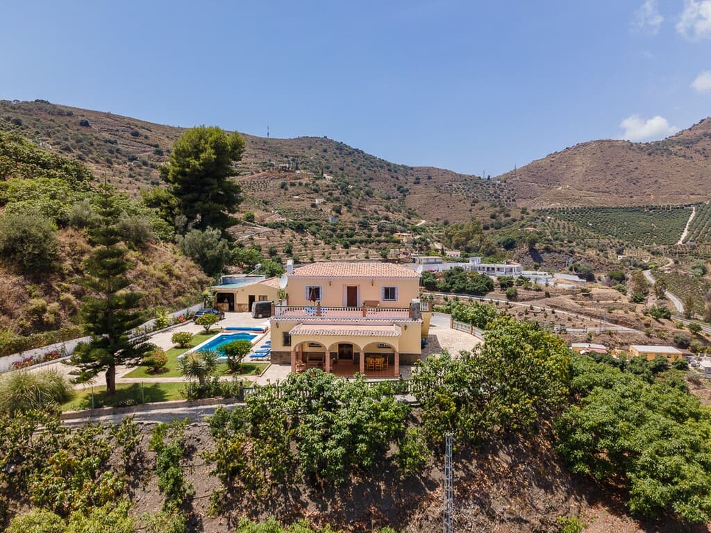 4-bed Villa in Nerja