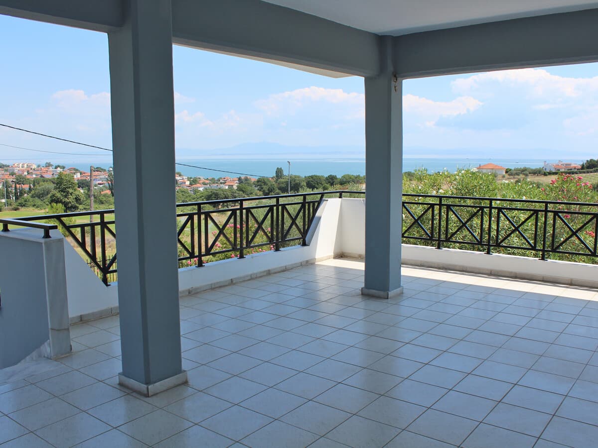For Sale Detached house 240 m² on the Olympic Coast