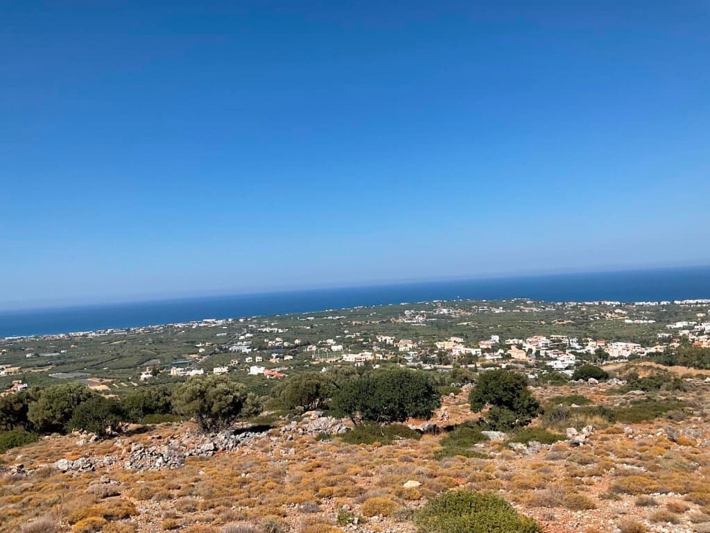 For Sale Land 20000 m² in Crete