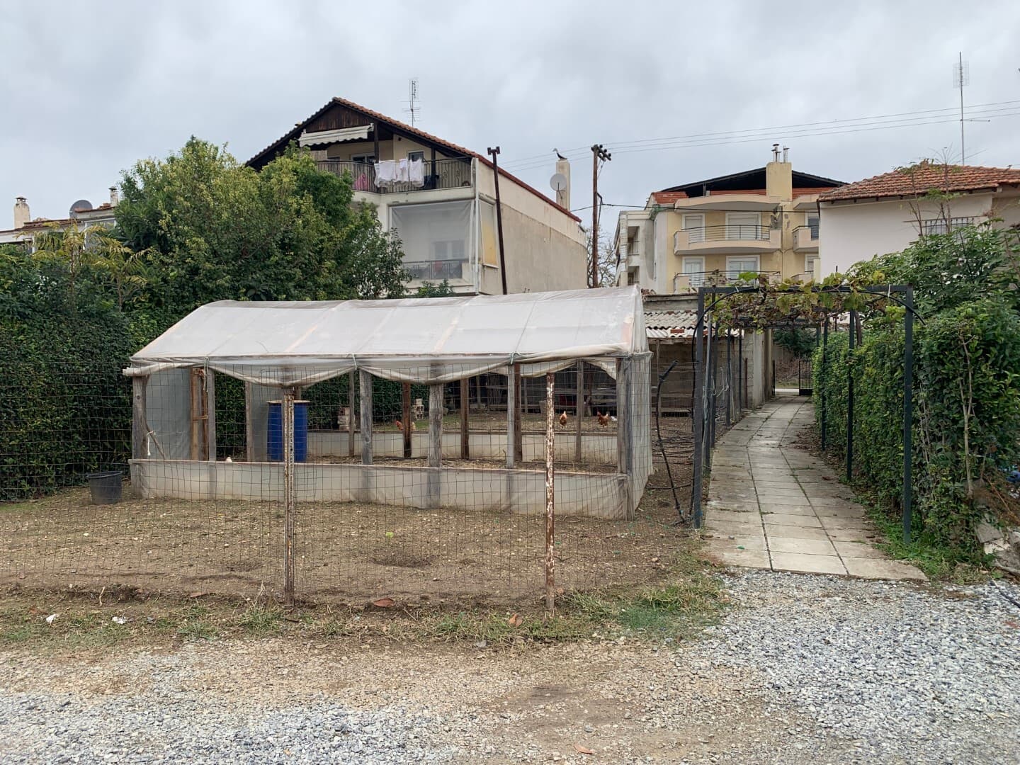 For Sale Land 300 m² in the suburbs of Thessaloniki