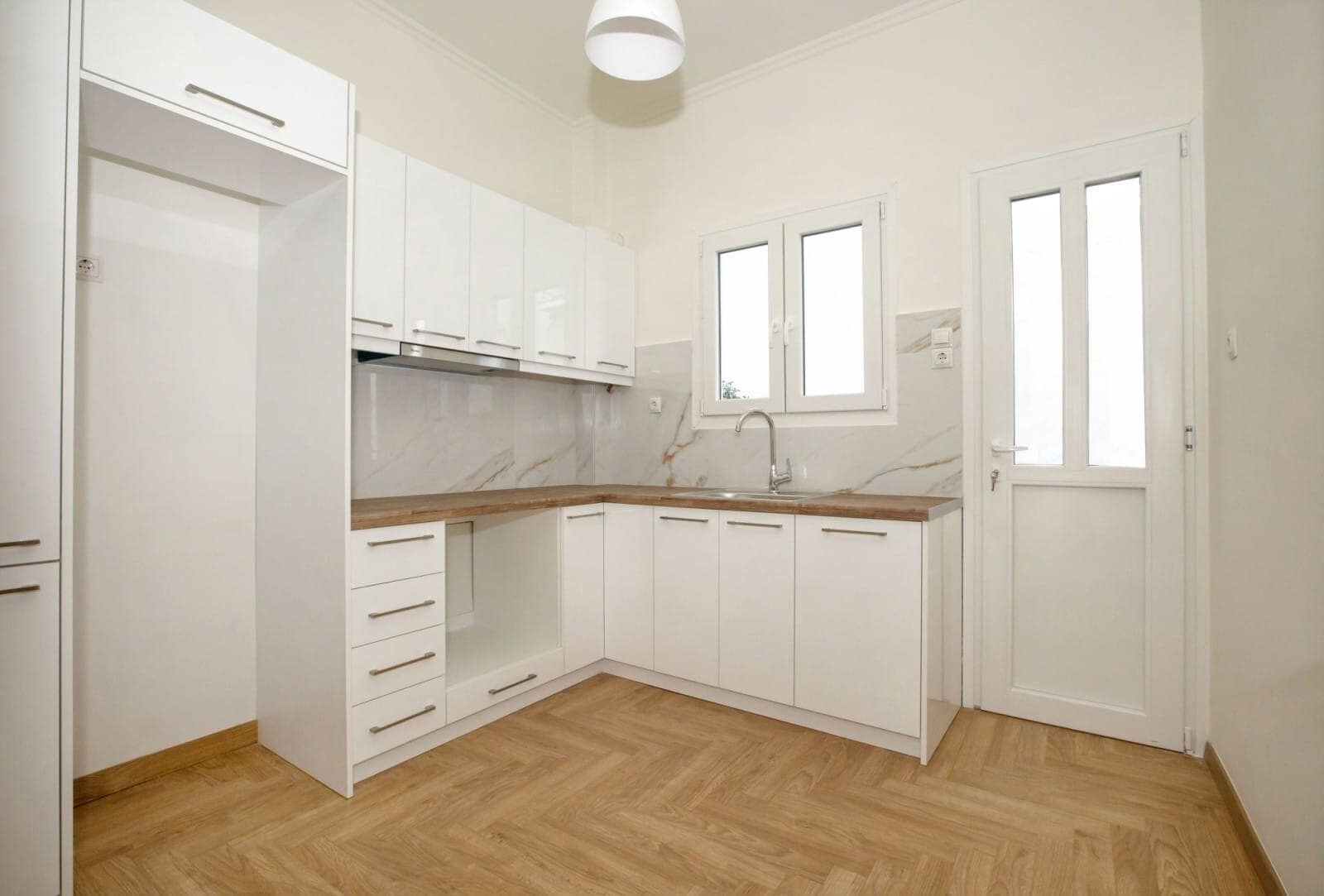 For Sale Flat 93 m² in Athens