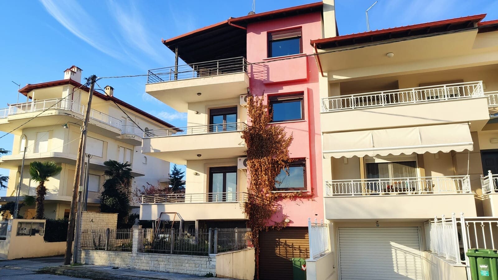 For Sale Maisonette 250 m² on the Olympic Coast