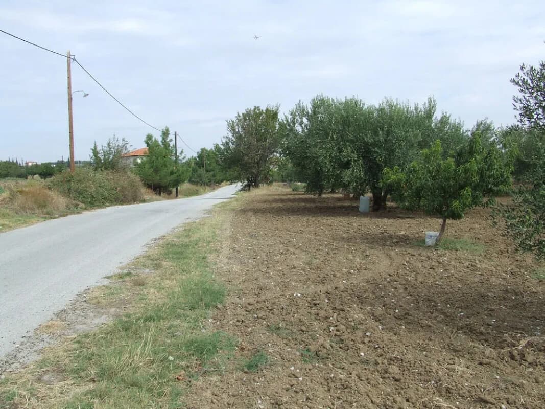 For Sale Land 4083 m² in the suburbs of Thessaloniki